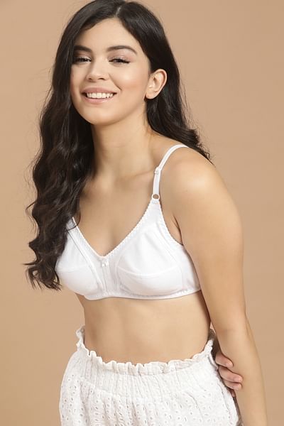 BigSaleDeals  Non Padded Non-Wired Full Coverage Bra In White